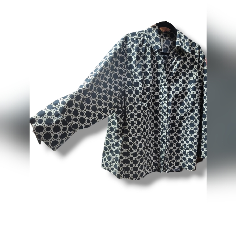 Grand & Greene Women's Black Cream Button Up Shirt 3/4 Sleeves